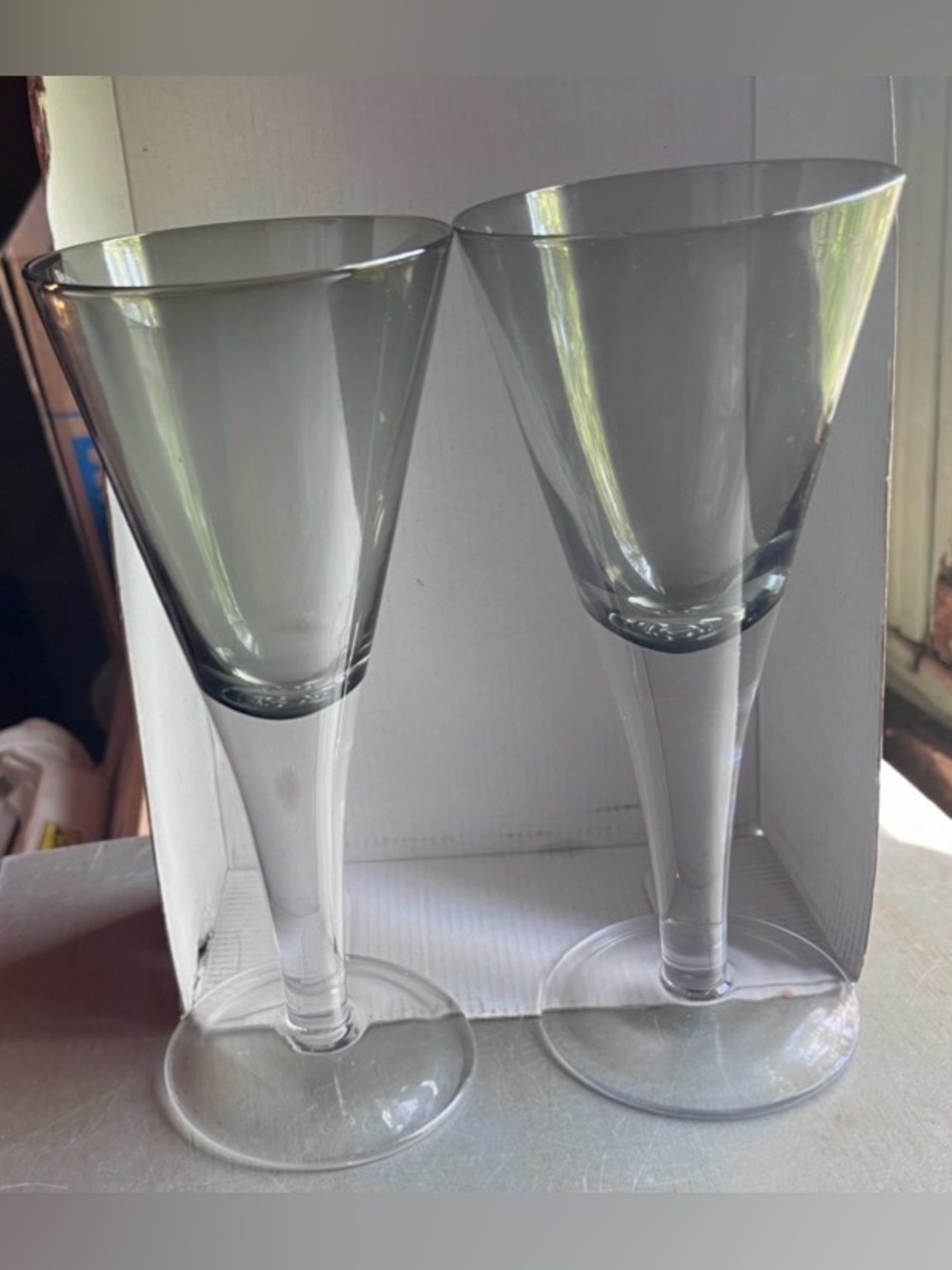 Vintage Elegant Stemmed Glasses 8.75” Fluted Cordial Champagne Flutes Set of 2